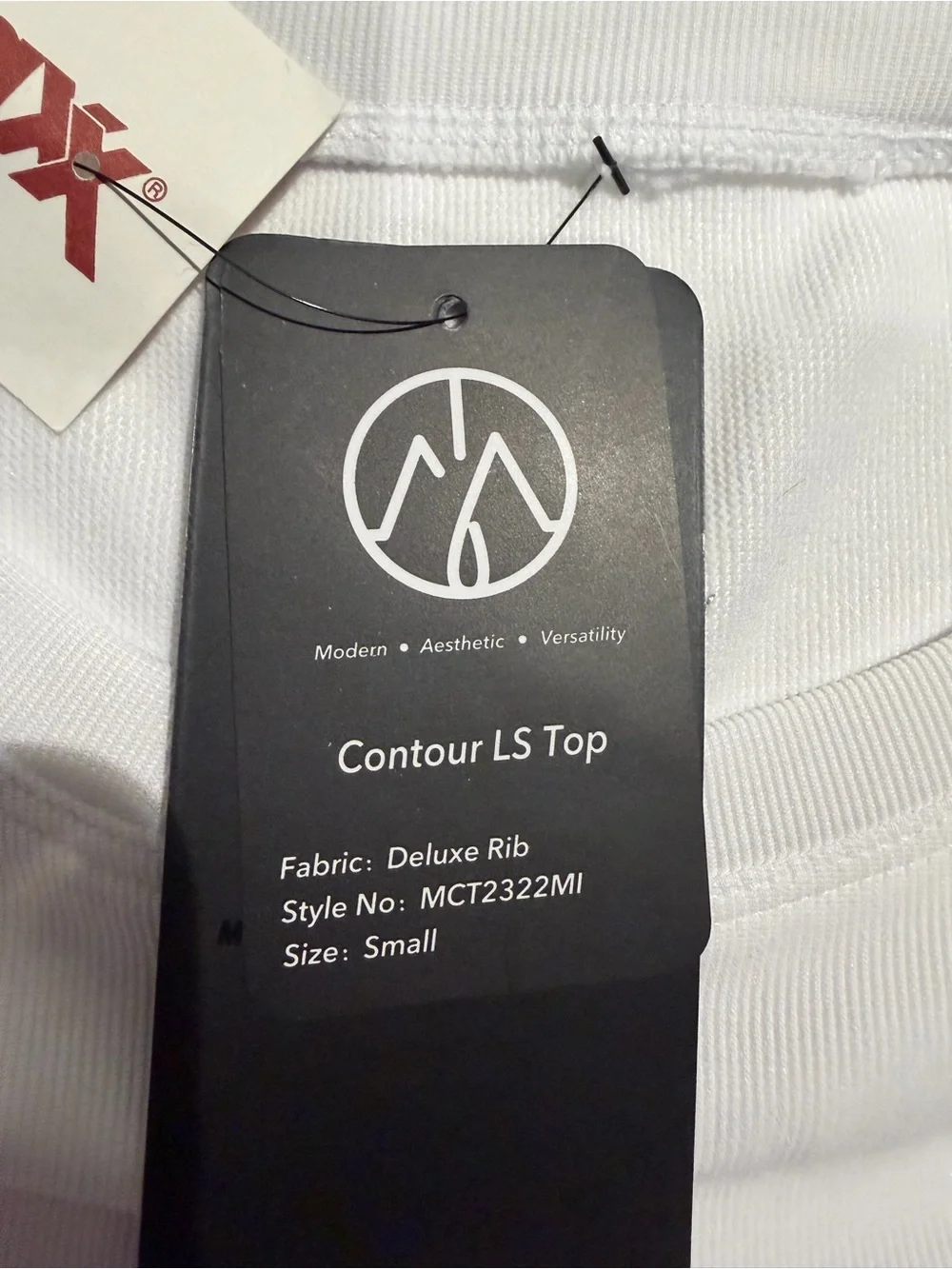 NWT Move Theology Women’s Small White Cropped Contour LS Athletic Top - Picture 4 of 5